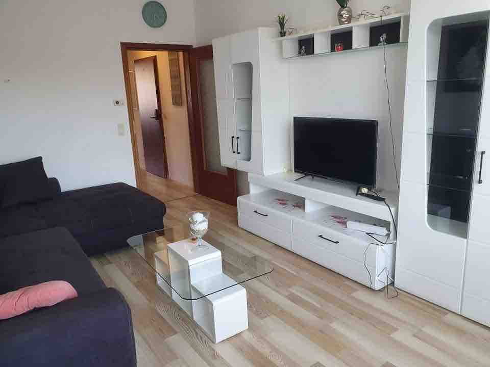 Apartment 55 | Central Hof / Wi-fi / TV