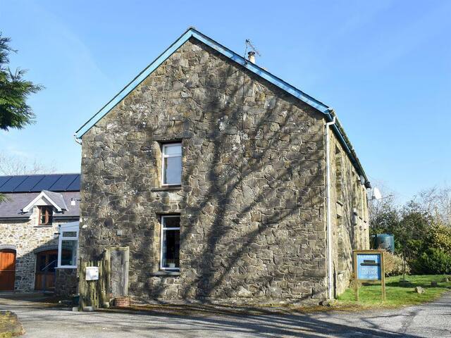 Pentre&rsquo;r Bryn, near Llandysul的民宿