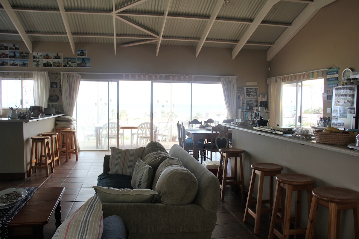 Large beach cottage at the Qolora, Seagulls Resort