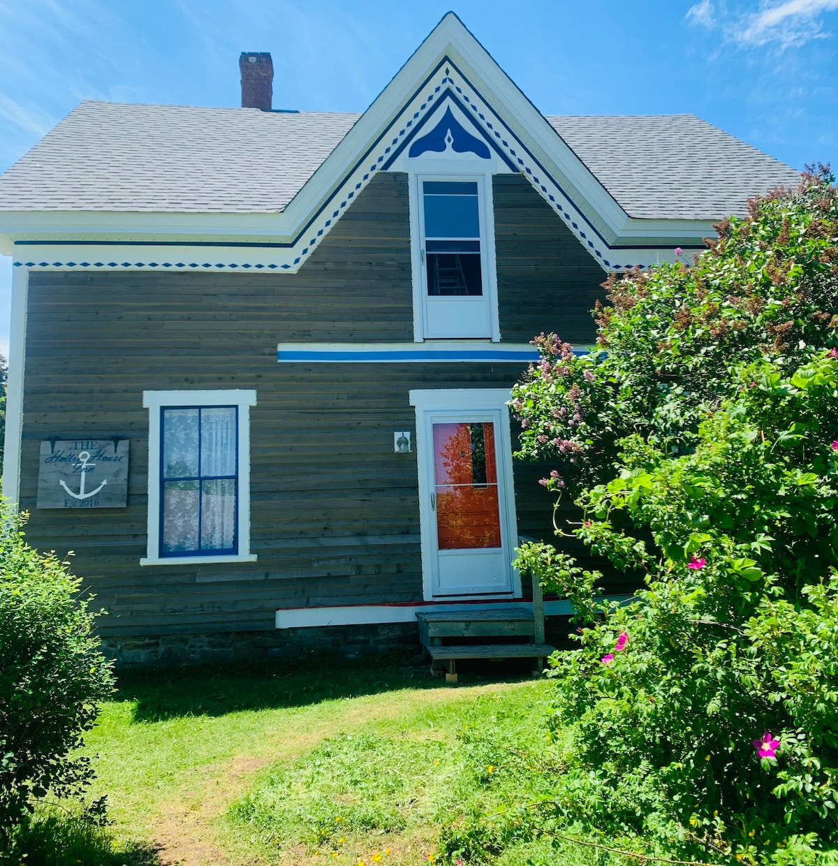 The Hattie House Bay of Fundy/Cottage