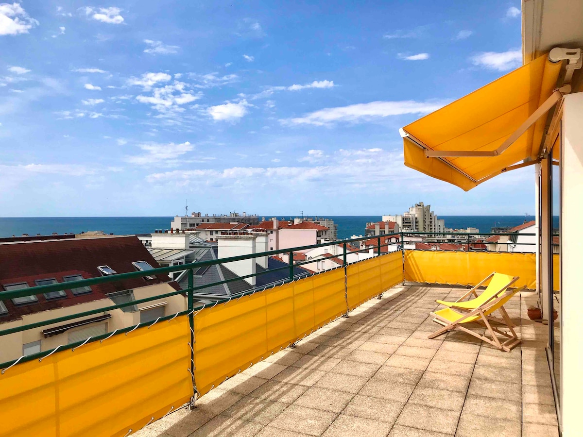 Biarritz -T2 - grande terrasse vue mer