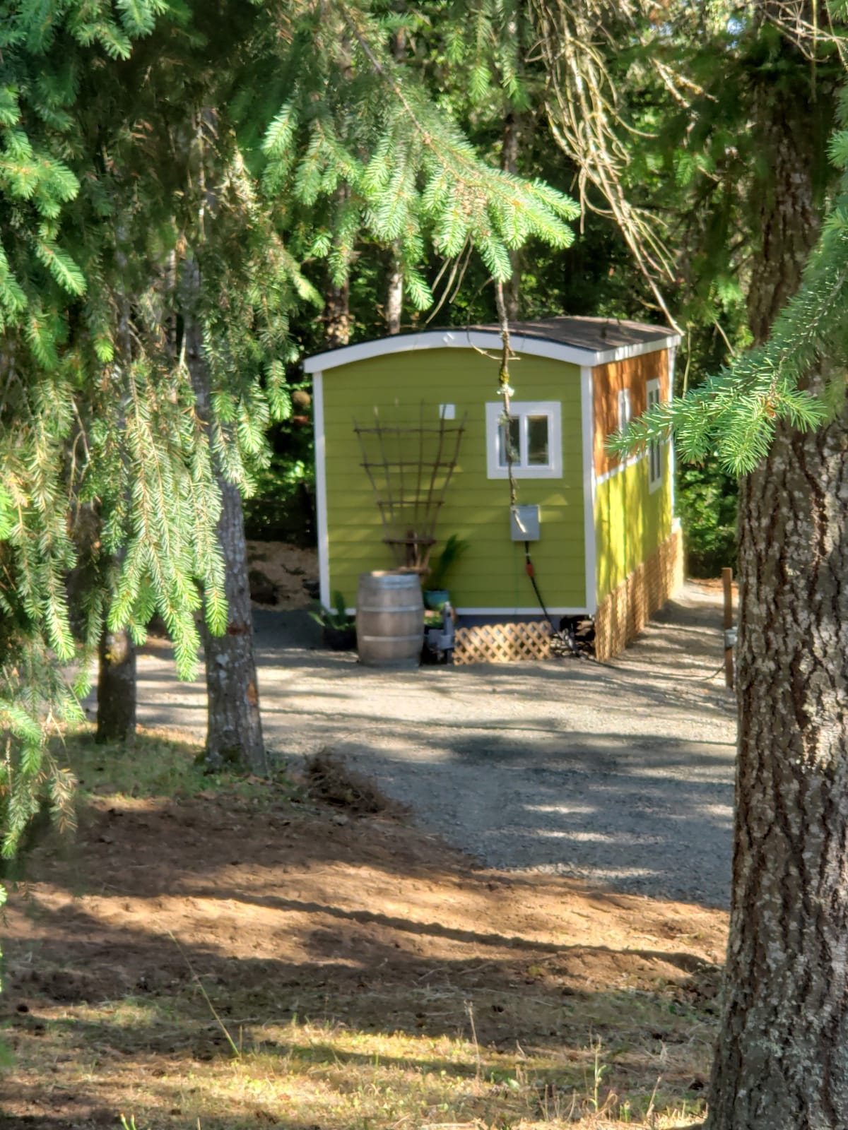 Wine Country Tiny Home - Only $25 Cleaning Fee!