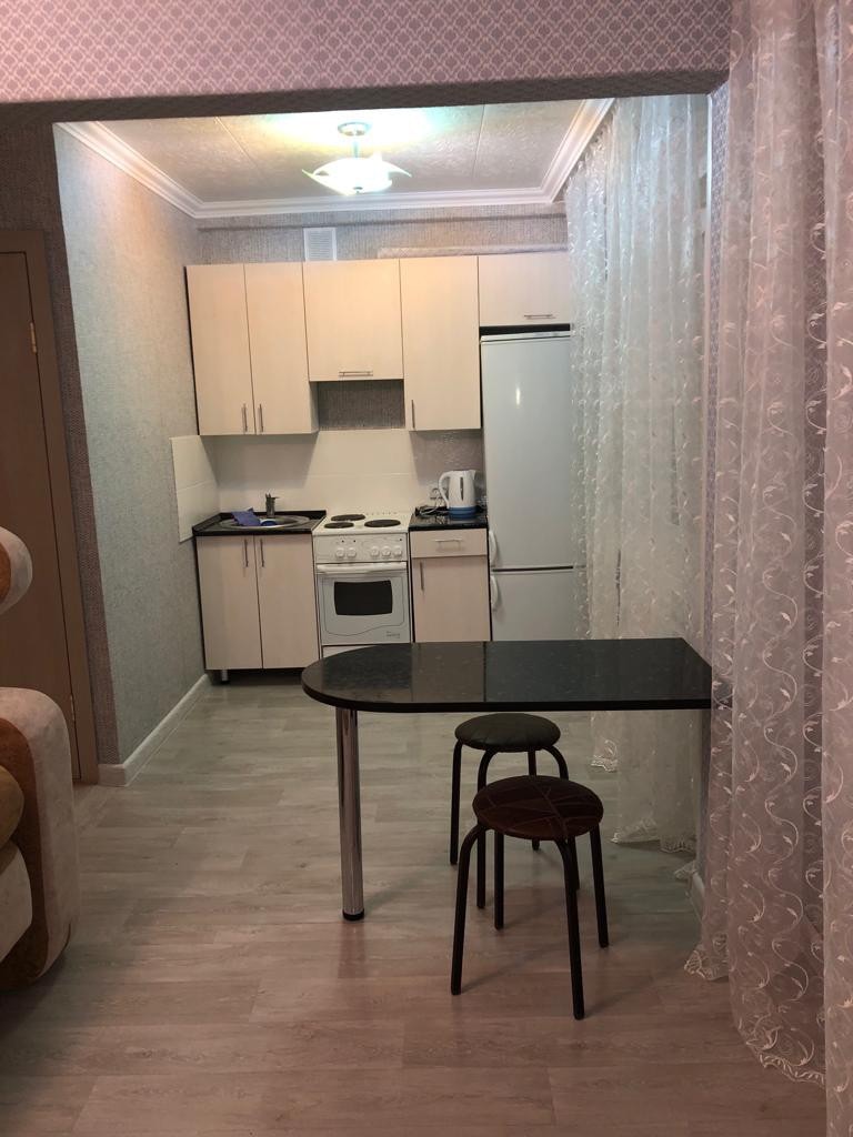 Сдам 1,5-комнатную квартиру в чистом районе КШТ