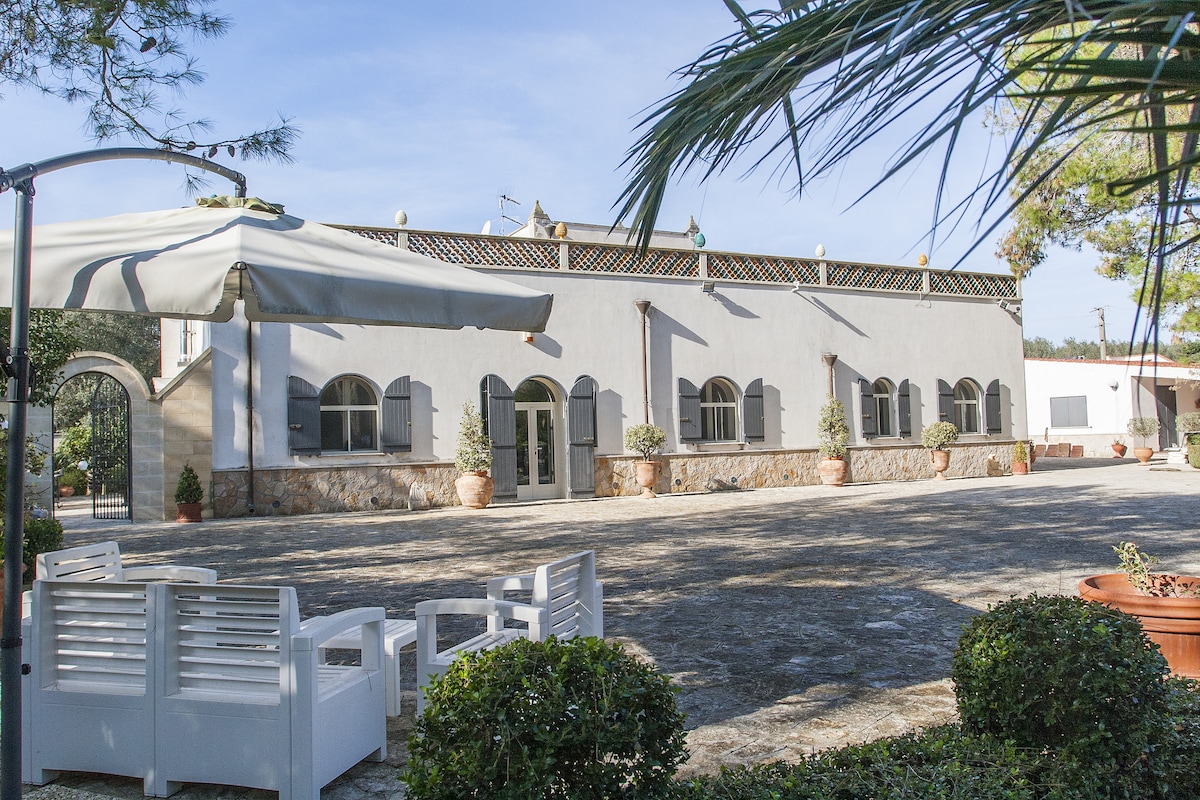 Villa dell'Amicizia, Idylic Italian garden retreat