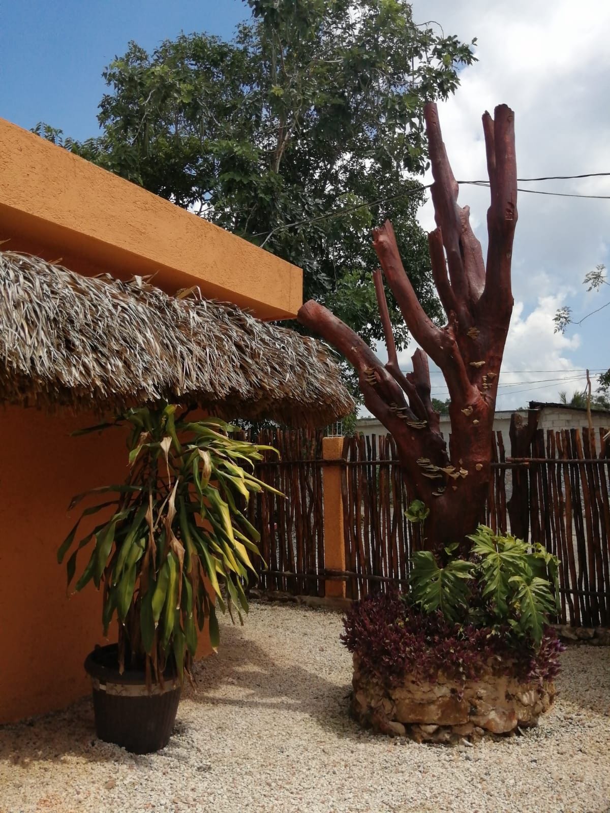Suites de Piedra y Colores in Chichén itzá A 3 AAK