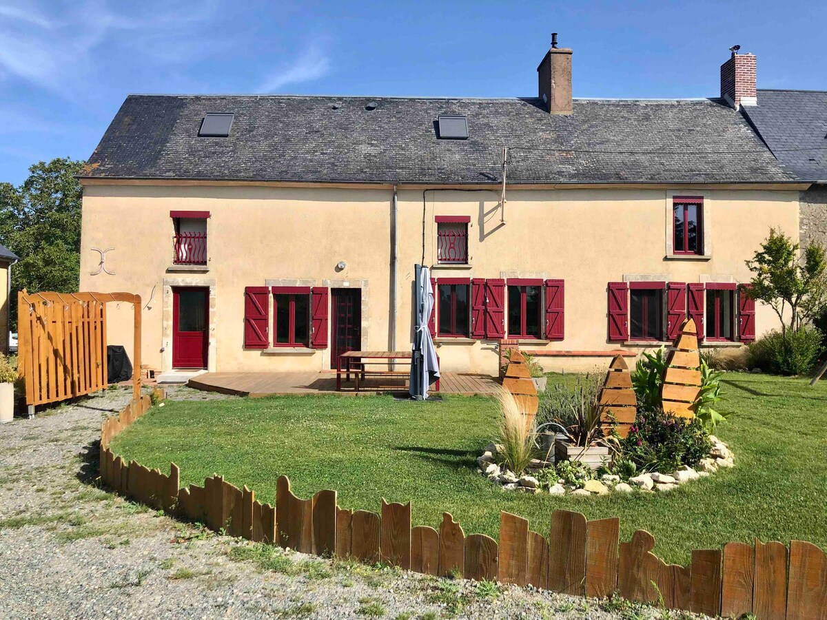 Grand gîte avec sauna à la campagne 15 mn du Mans