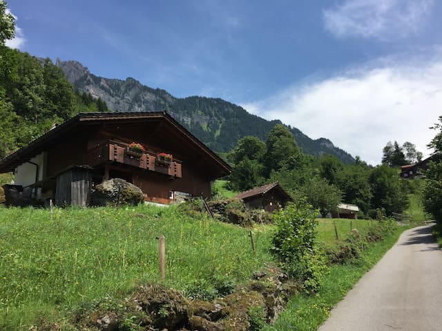 Lütschental bei Grindelwald的民宿