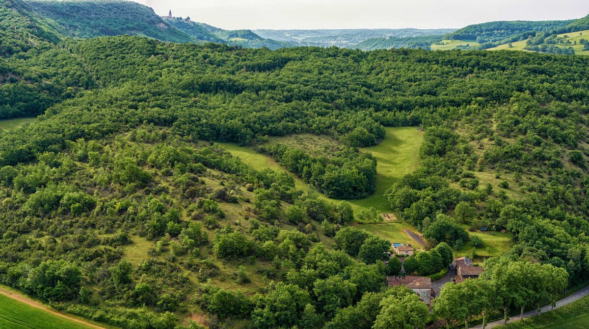 Grésigne votre gîte face à la campagne