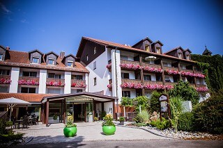 Hotel Konradshof (Bad Griesbach i. Rottal), Einzelzimmer mit Balkon