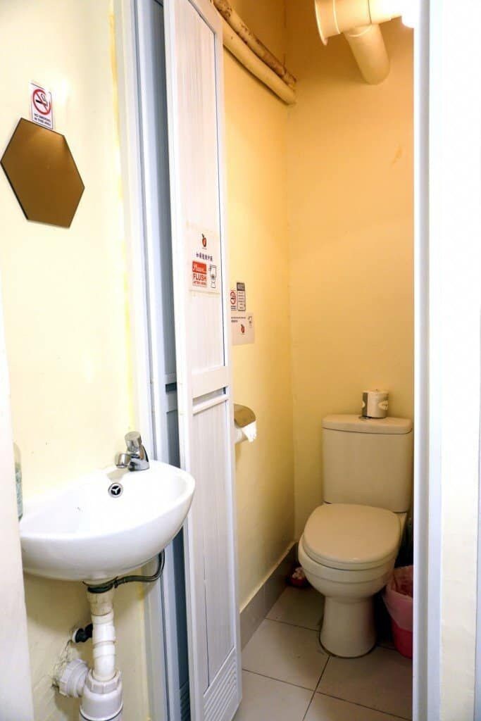Private Room with Shared Bathroom