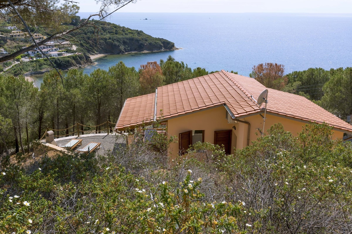 Casa al Mare Villa with Sea View