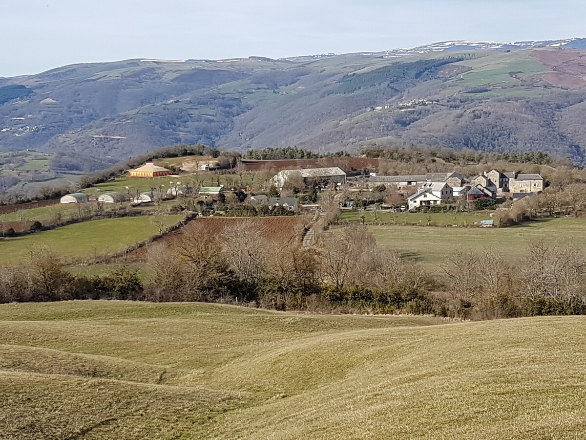 Gîte Le Roc | Le Manoir d'Ajas - Ferme Biologique