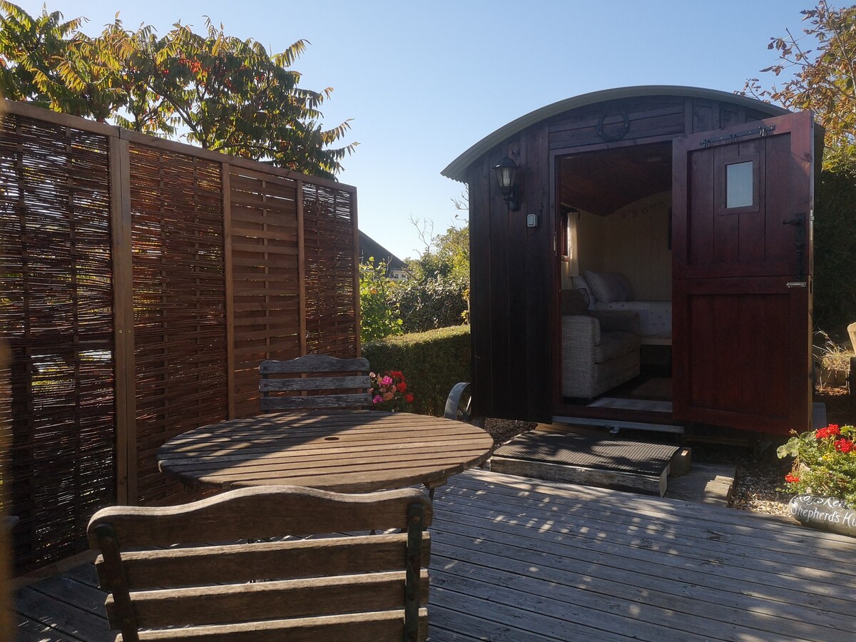 Roy 's Retreat Shepherds Hut