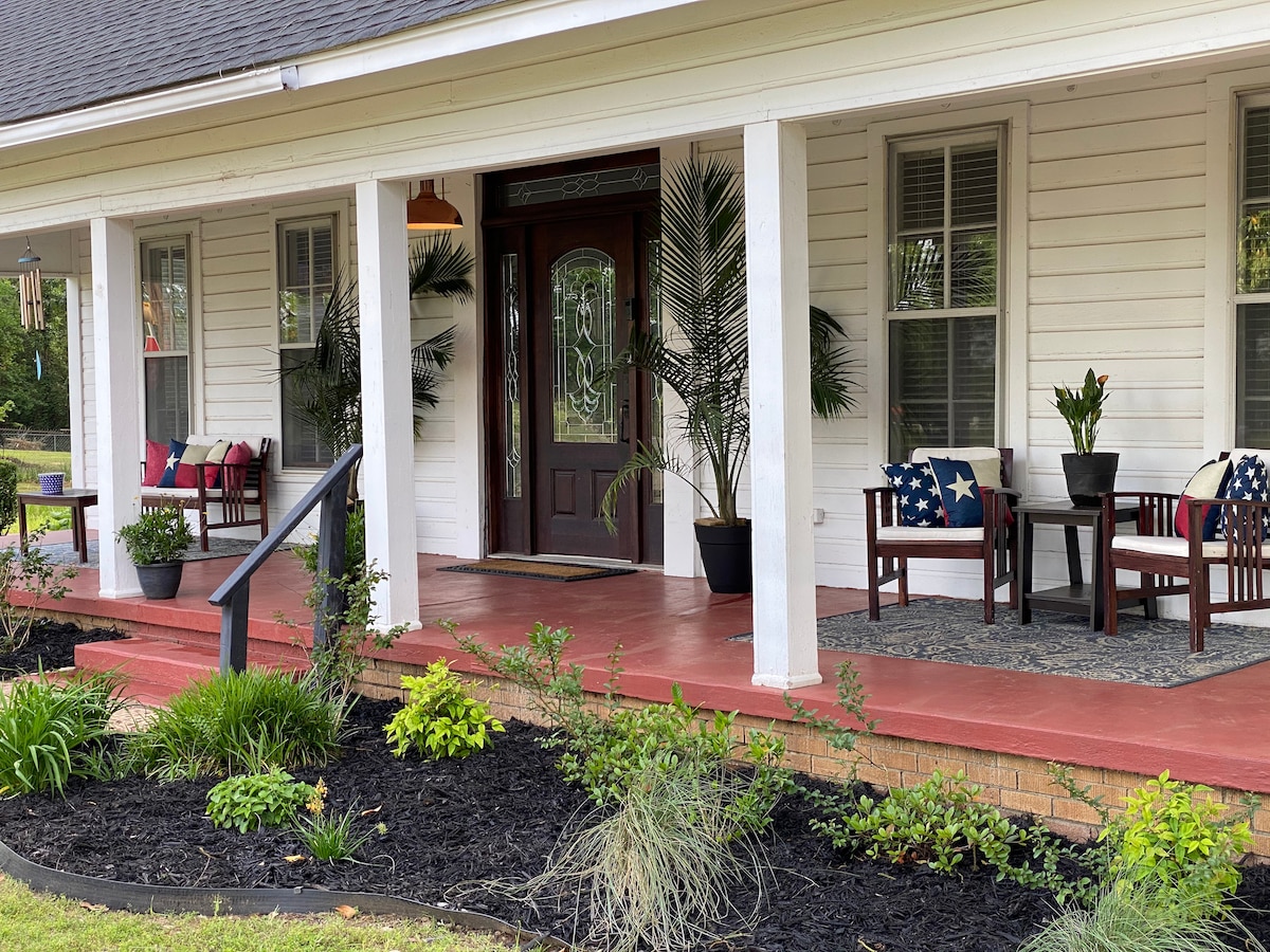 Grable Creek Farmhouse (Grable Creek Farmhouse)