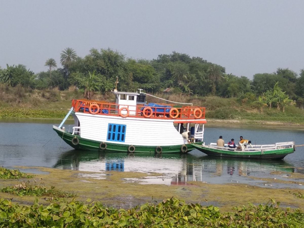 Bengal House Boat
