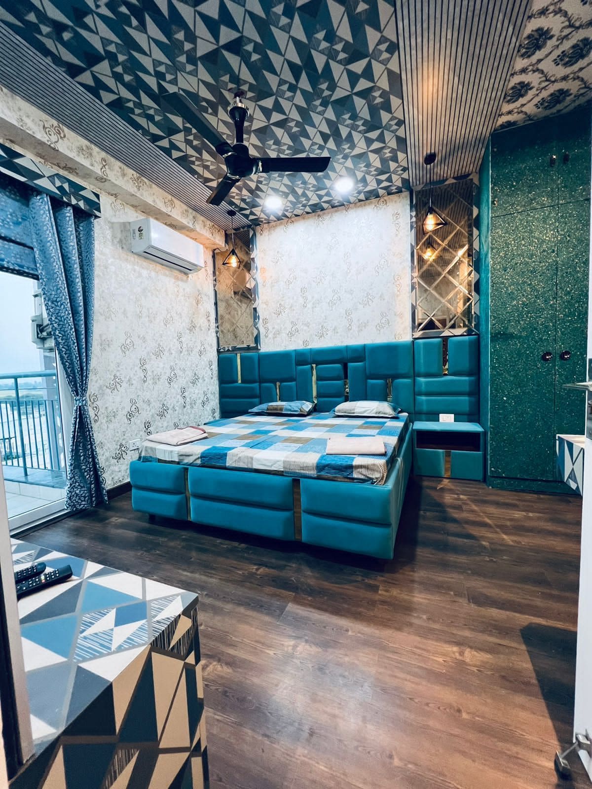 Wave Estate豪华套房，像7星级酒店一样。