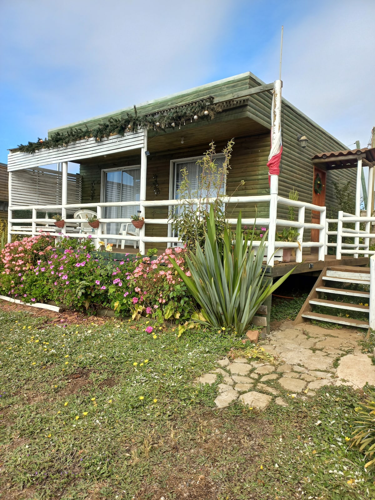 Cabañas Eluney (1), entre el cerro y el mar