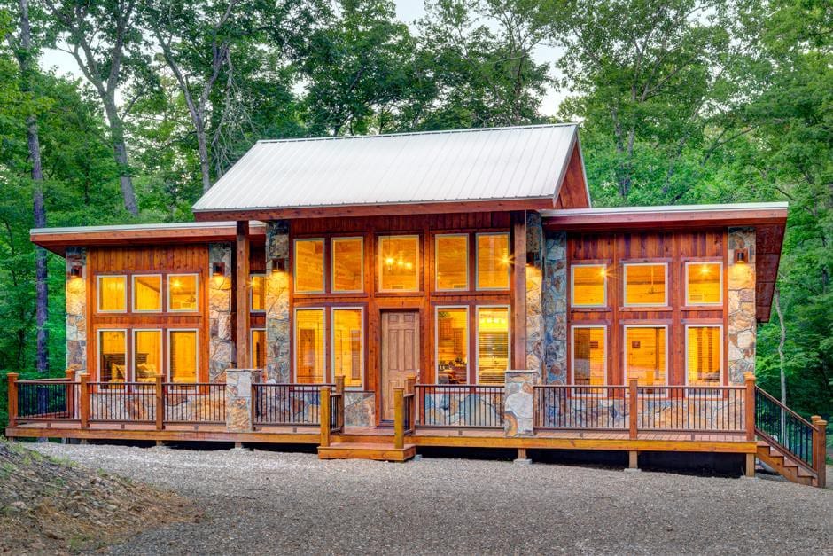 The Kootenai Creek Cabin at Hochatown