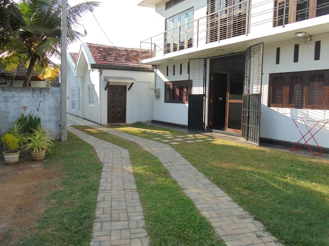 Negombo的民宿