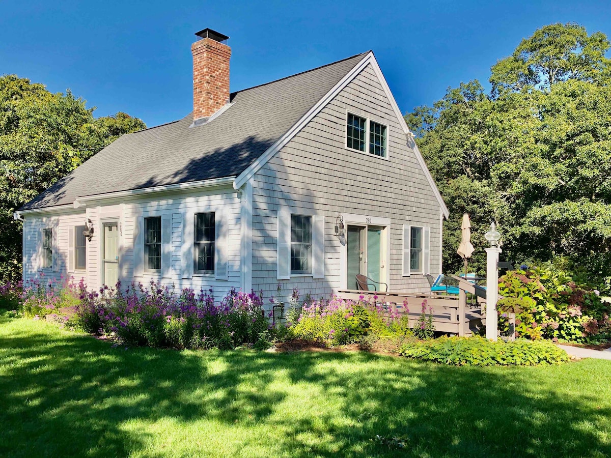 SeaPeace Cottage-East Brewster Deck, Firepit, W/D空调