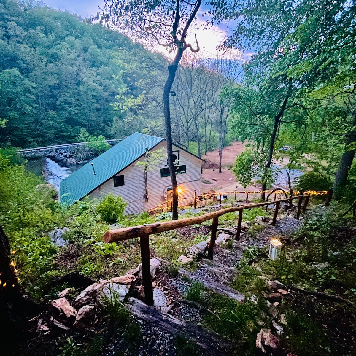 游泳泻湖~ Birder Oasis ~树顶观景台