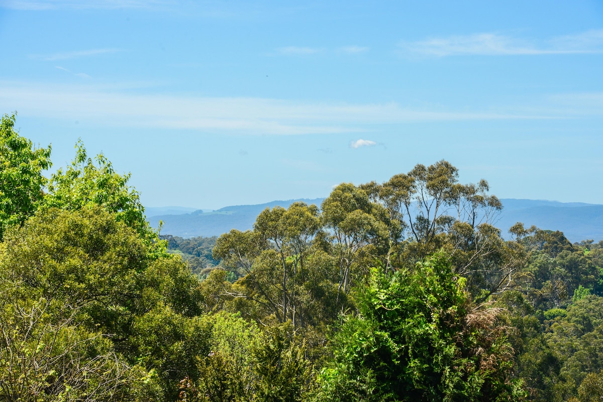 Scenic vacation house- Mount Dandenong Ranges