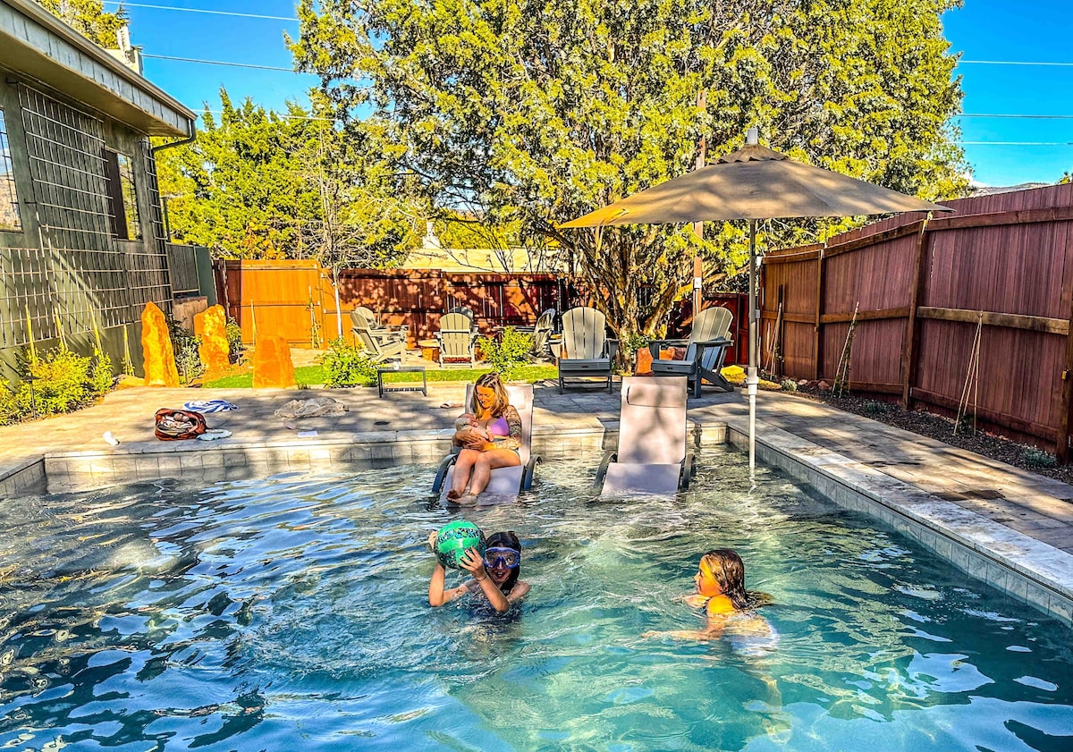 West Sedona Whole House -New Pool-Firepit-Hot Tub