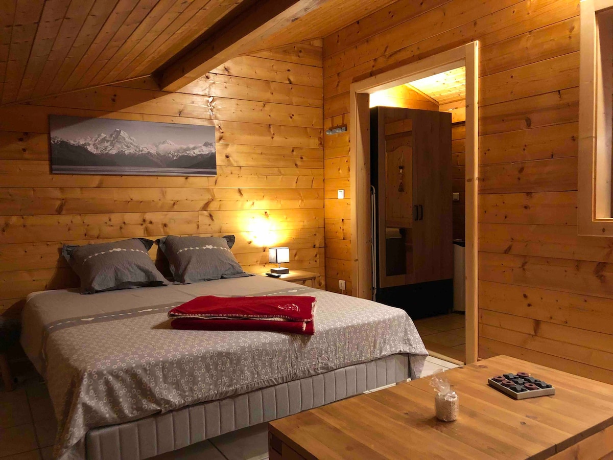 Le P 'ti Chalet ： Studio Entre Lacs et Montagnes