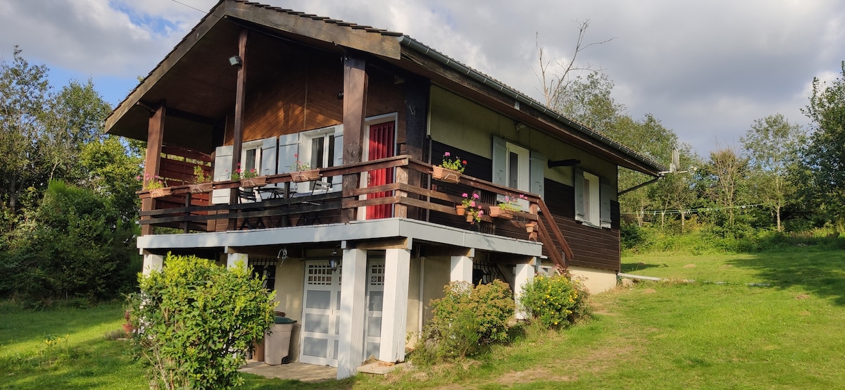 Chambre privée au calme au cœur du Morvan