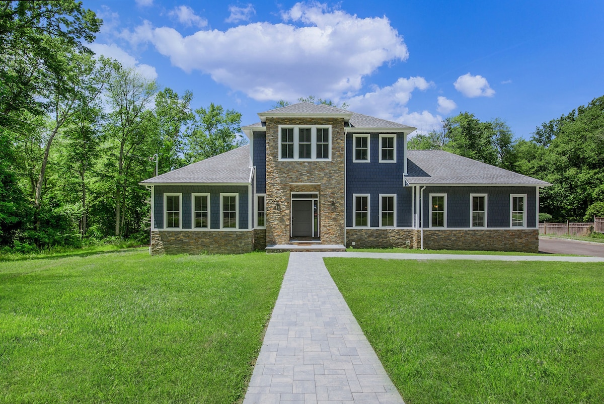 1-1 INSIDE OF new Westchester home