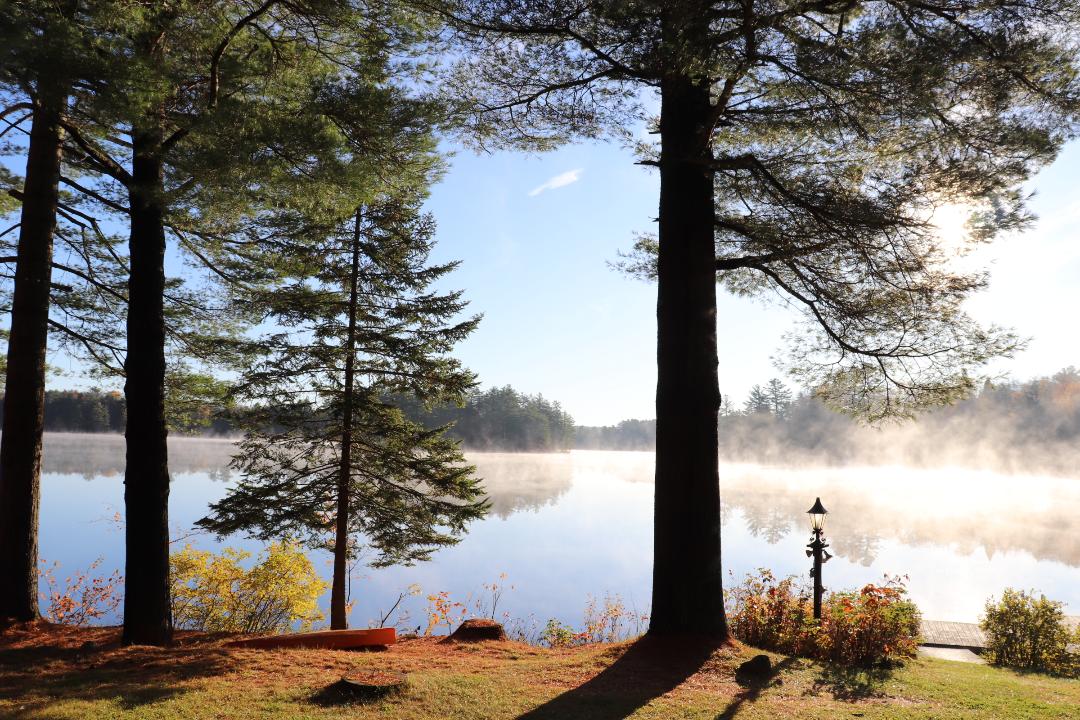 Rocky Lodge - Adirondack Waterfront House