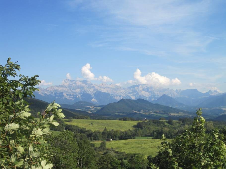 The Carpenter 's Lodge in the Alps (Vercors)