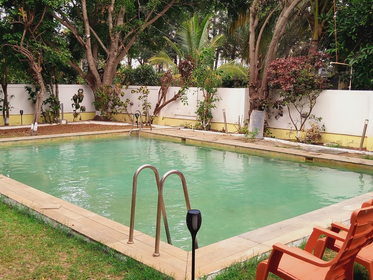 King's Farmville wid Pvt Pool @ Nandi Hill Road