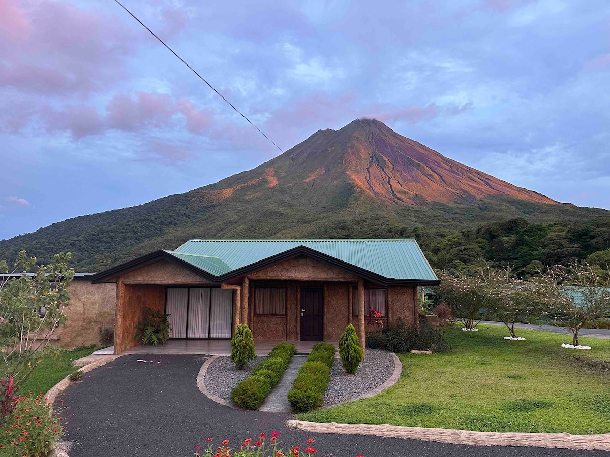 Jawara别墅，花园里的火山！