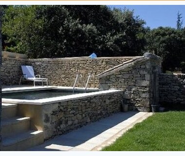 漂亮的Mazet Provençal带泳池空调