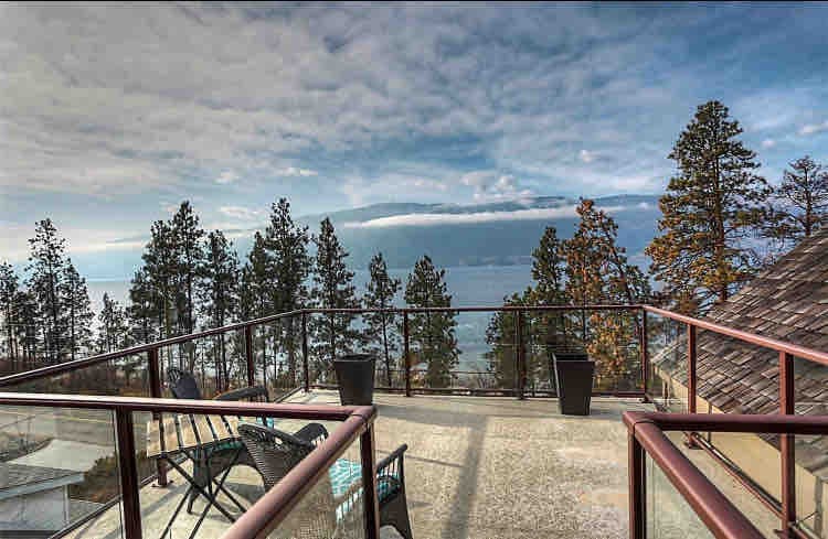 Okanagan Centre Lake House