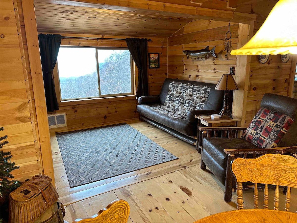 Cozy Ridge Retreat