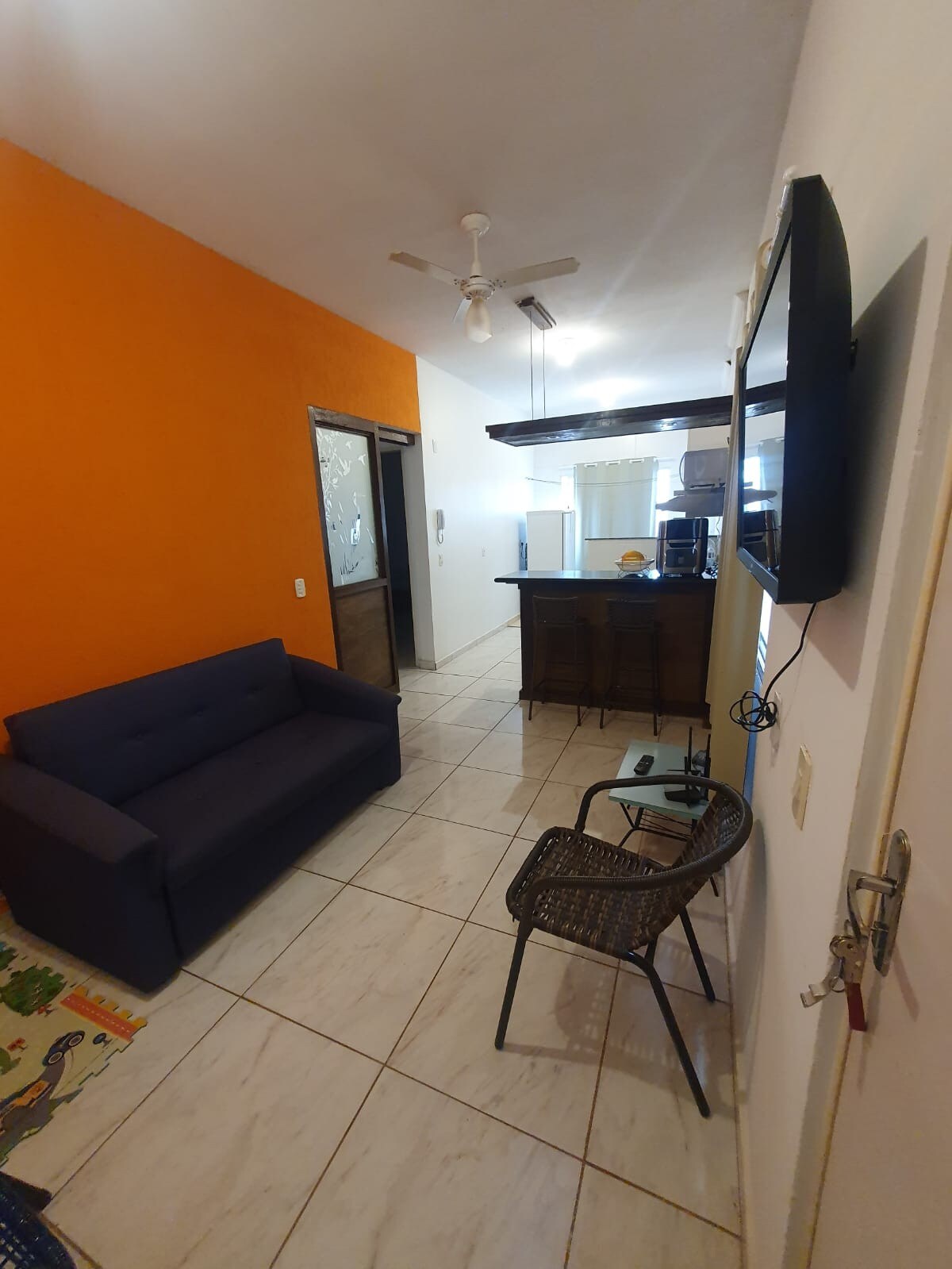 Apartamento em bairro tranquilo com garagem