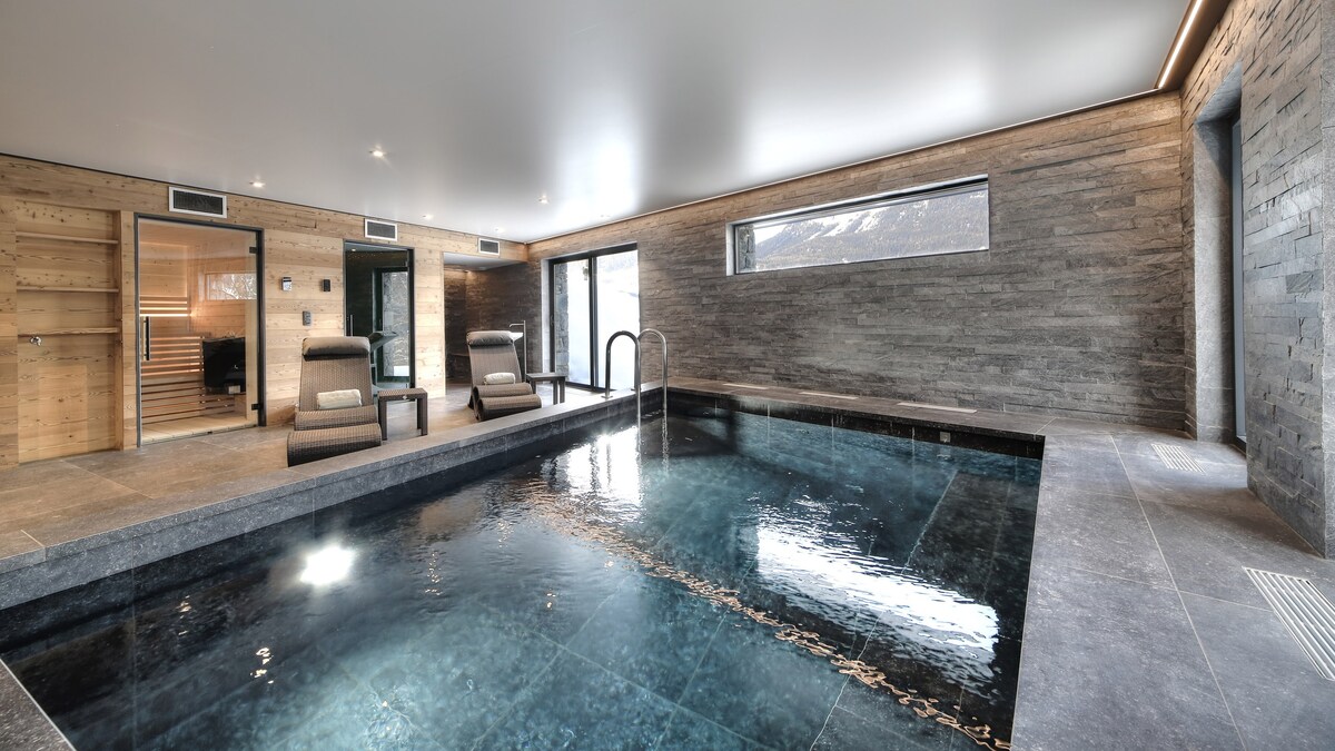 Ultimate luxury ski in/ski out chalet with pool