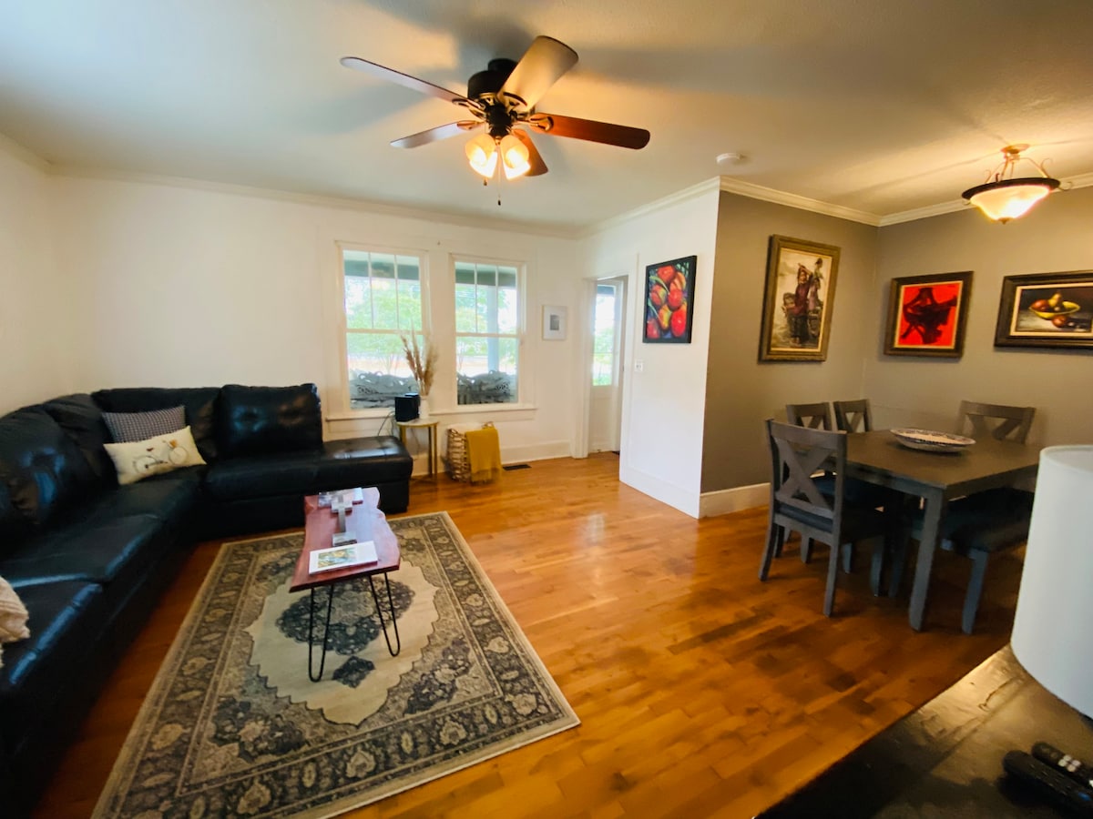 TRailblazer Bungalow w/ Pool on Swamp Rabbit Trail