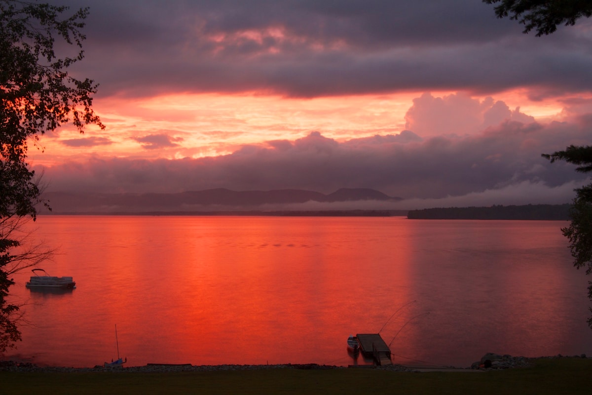 The Snowshoe Inn on Great Sacandaga Lake