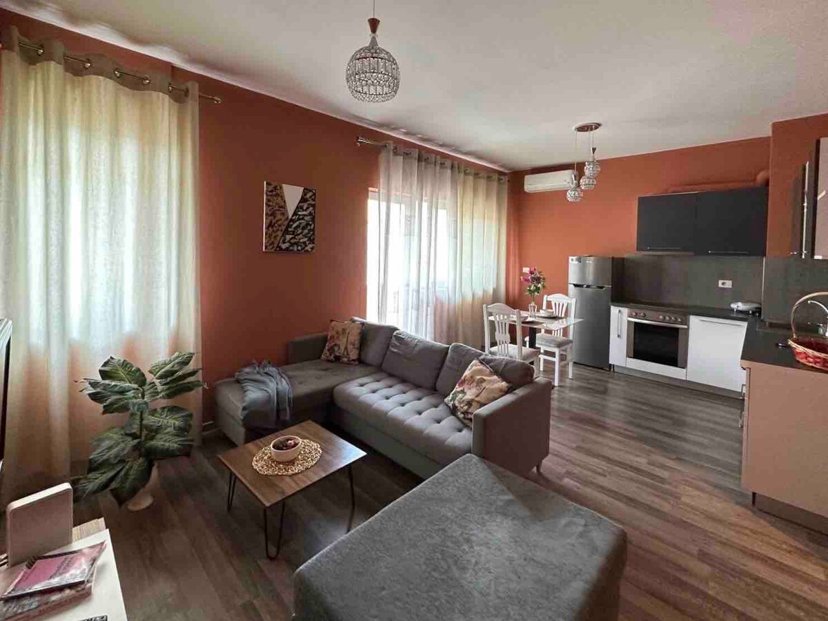 Sunny Apartment, 1+1, Astir Area