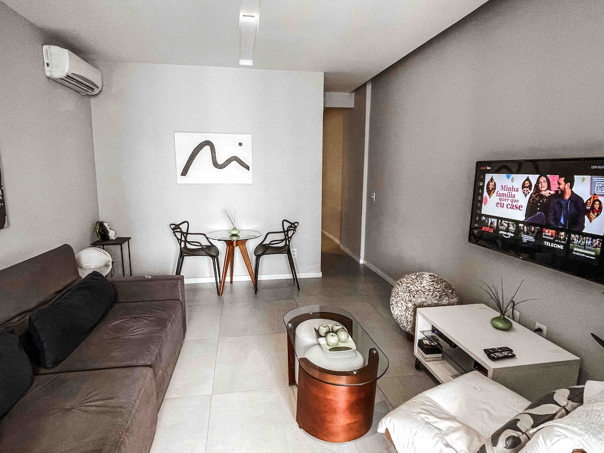 Apartamento Moderno Ipanema. Proximo praia e metrô