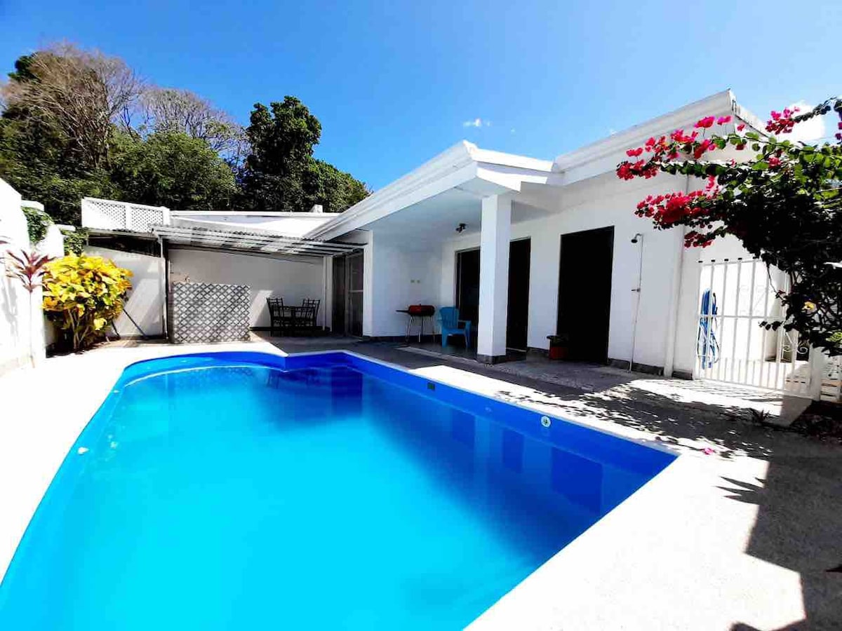 Casa Belle, acogedora casa con piscina privada