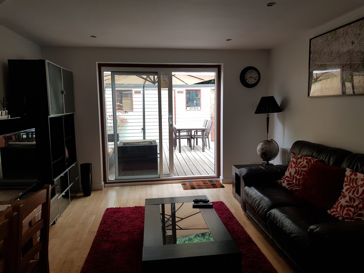 Bishops Stortford, Hertfordshire, 2 Bed House