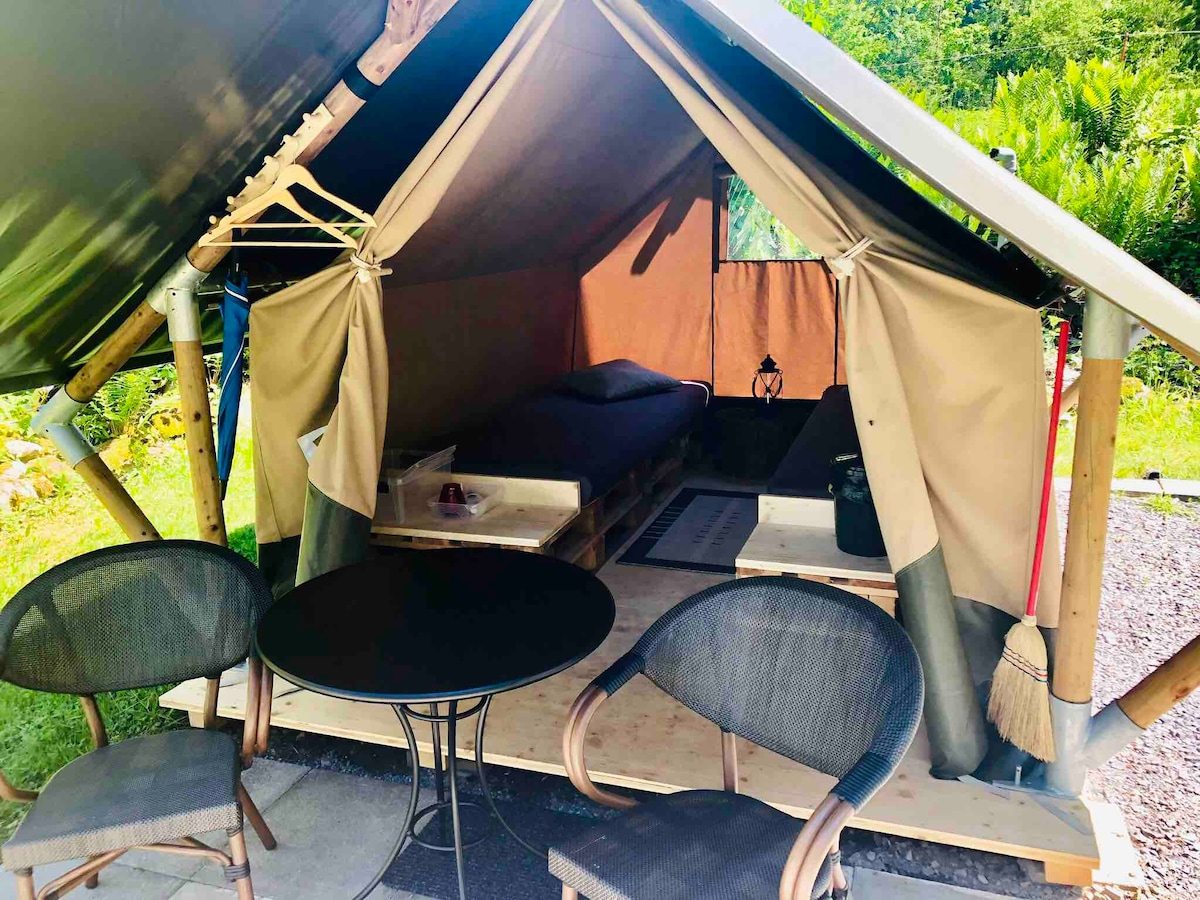 野生动物园帐篷（僧侣）/Camping Rütti