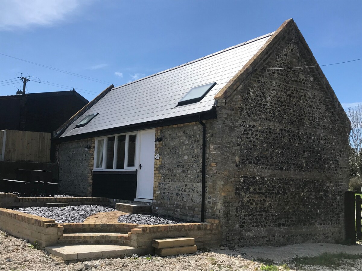 The Byre - Situated on a Working Farm AONB,  Kent