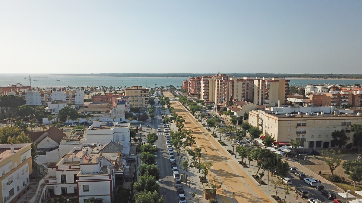 露台景观三间客房两个卫生间Cabildo Playa