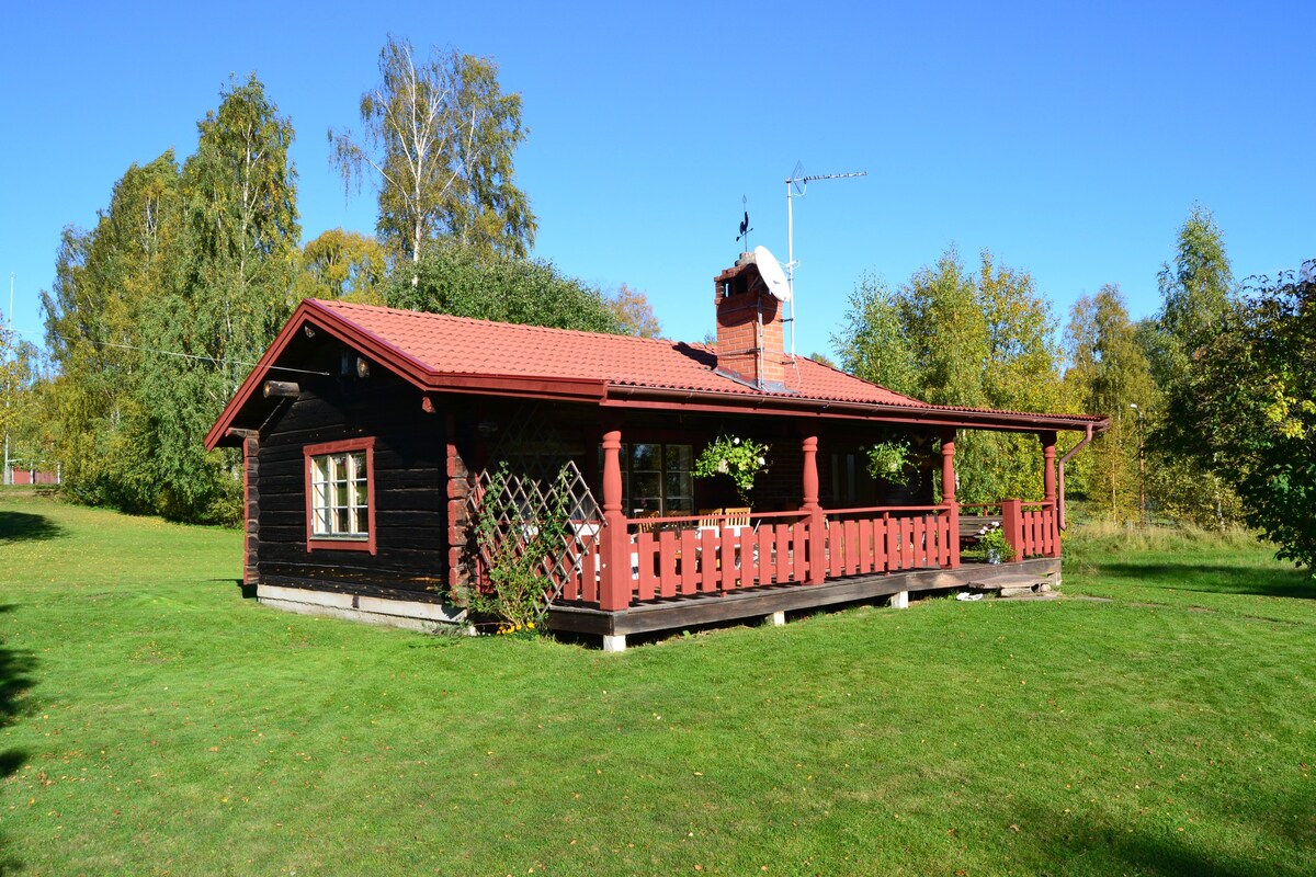 乡村小屋，靠近Dalarna的Siljan
