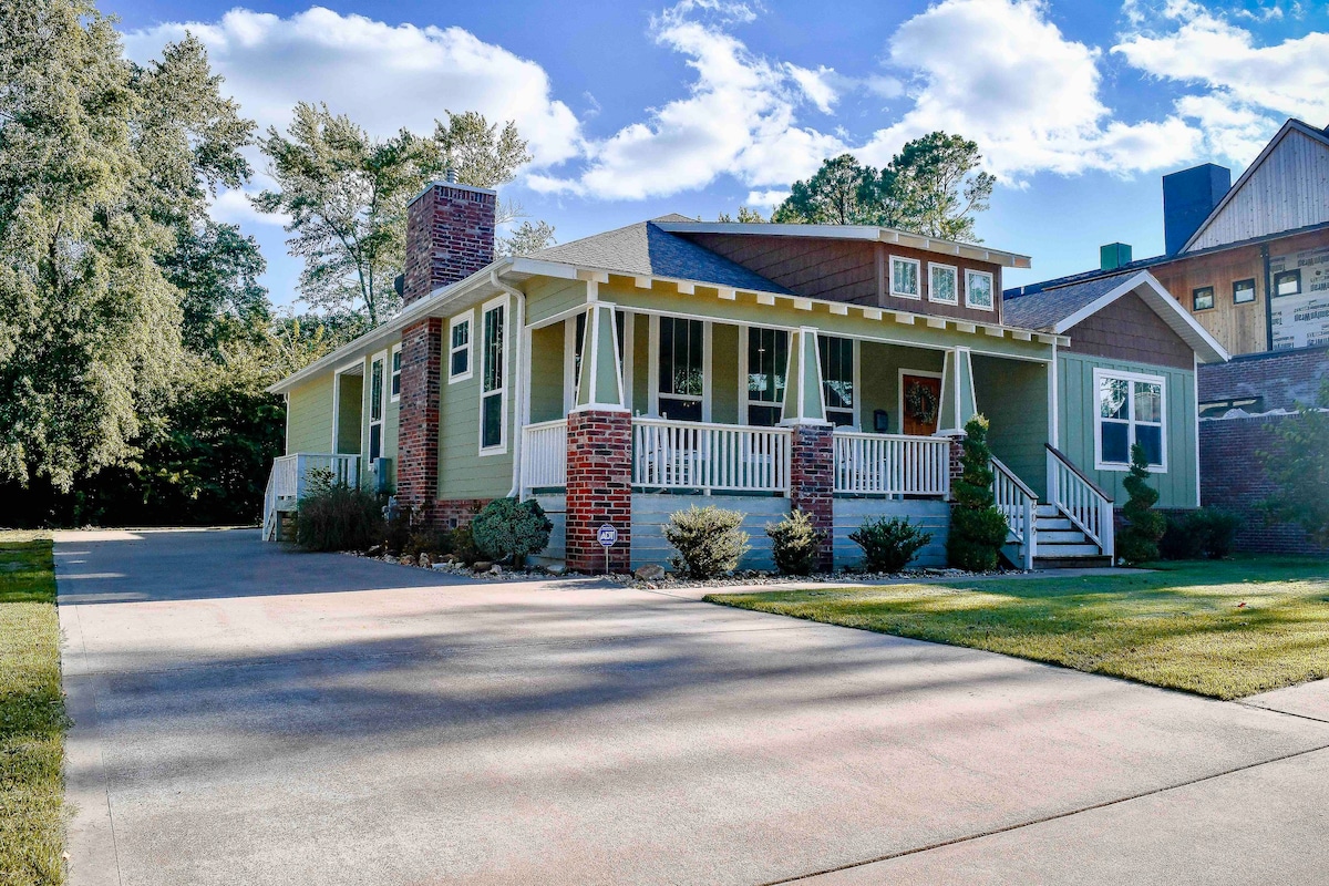 Downtown Craftsman Bungalow